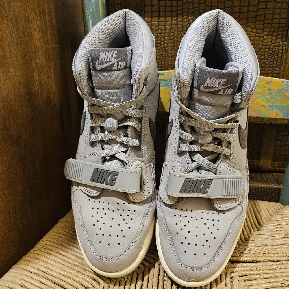Nike Jordan Legacy 312 Men's Wolf Grey - Size 10